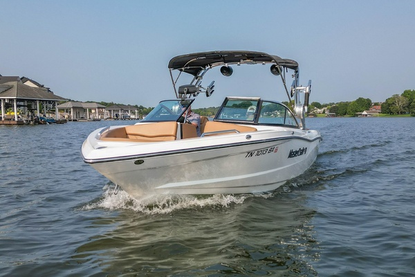 23ft Mastercraft Yacht For Sale