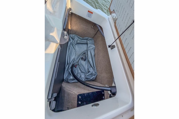 23ft Mastercraft Yacht For Sale