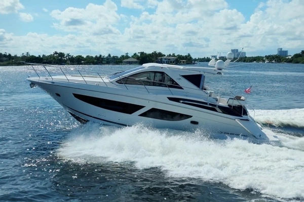 2017 Regal 53