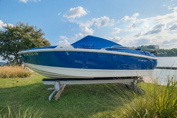 22-ft-Cobalt-2011-210- Friendsville Tennessee United States  yacht for sale