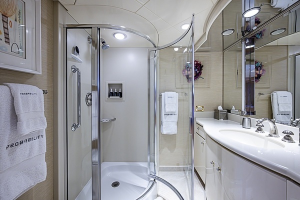 1997 Delta Marine 122