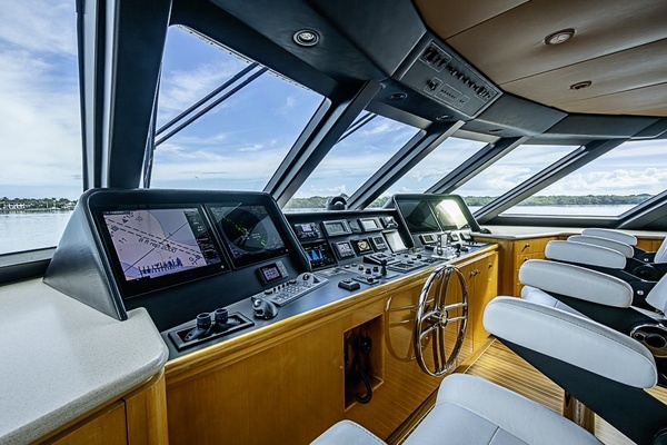 1997 Delta Marine 122