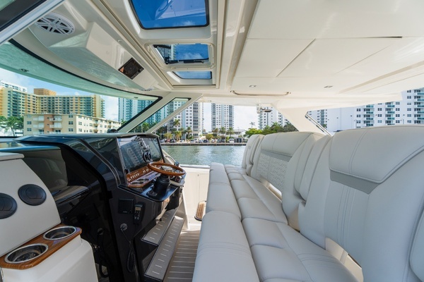 Tiara Yachts 43 LS Yacht For Sale