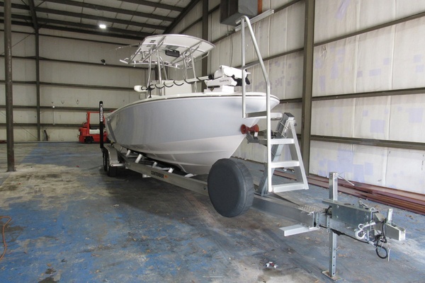 25ft Contender Yacht For Sale