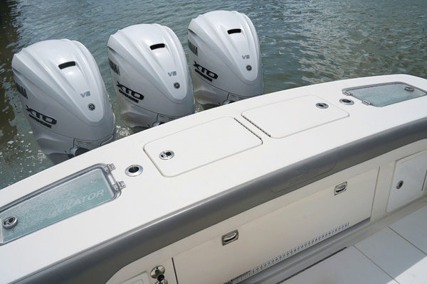 37ft Regulator Yacht For Sale