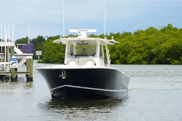 37ft Regulator Yacht For Sale