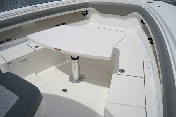 37ft Regulator Yacht For Sale