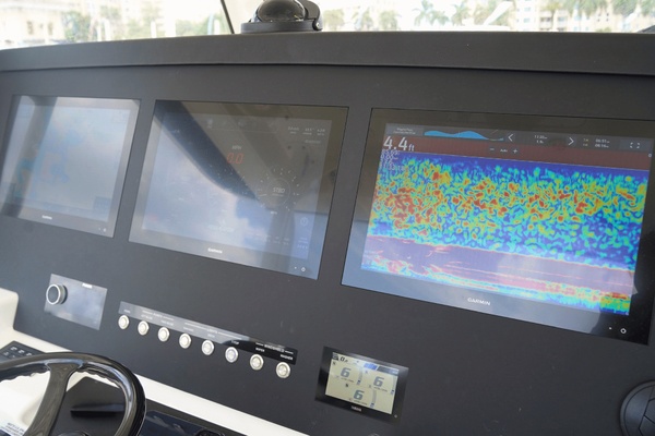 37ft Regulator Yacht For Sale