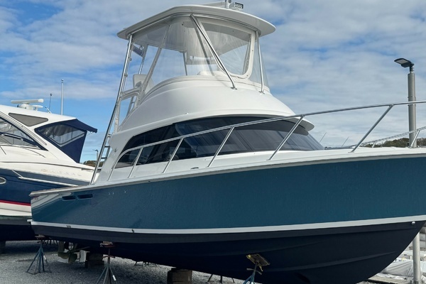 35-ft-Bertram-2021-35 Flybridge- Sag Harbor New York United States  yacht for sale