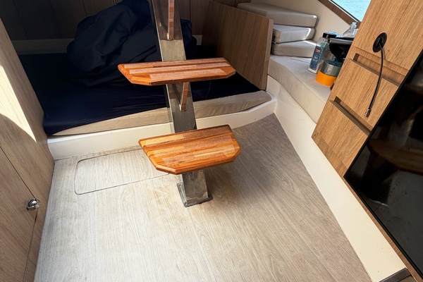 34ft NX Boats Yacht For Sale