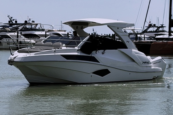 34ft NX Boats Yacht For Sale