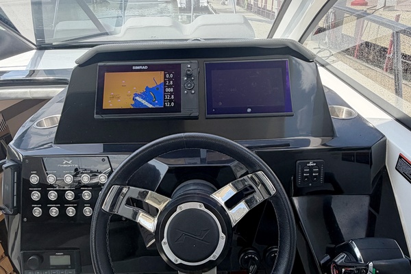34ft NX Boats Yacht For Sale