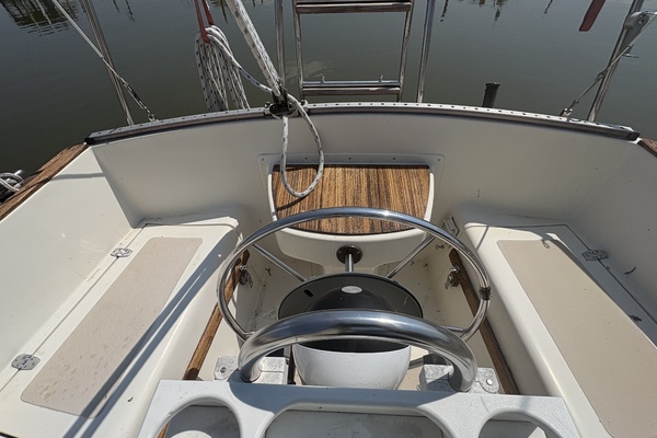 27ft Island Packet Yacht For Sale