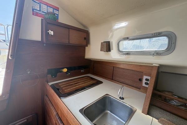 27ft Island Packet Yacht For Sale
