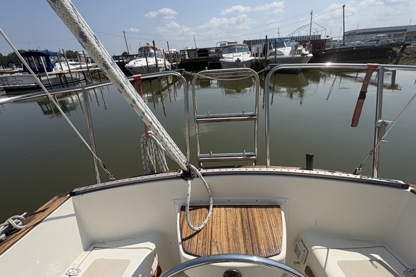 27ft Island Packet Yacht For Sale