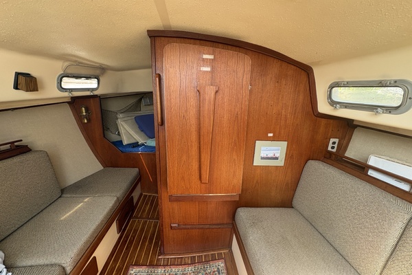 27ft Island Packet Yacht For Sale
