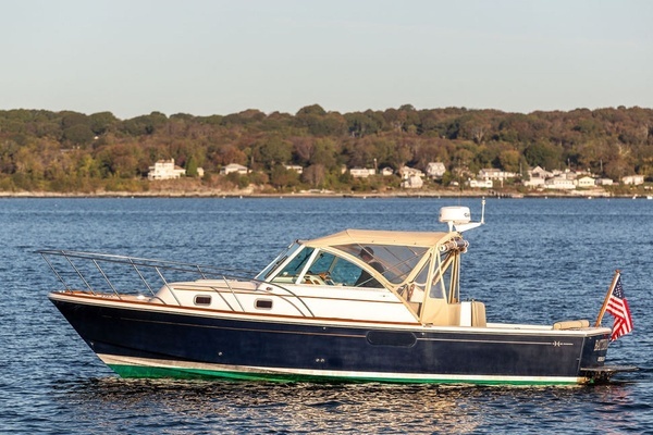 2007 Hunt Yachts 29