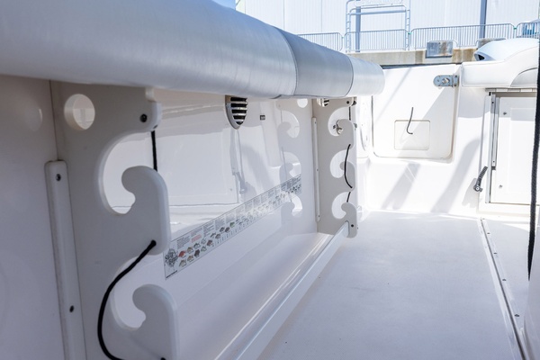 29ft Everglades Yacht For Sale