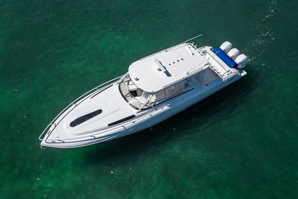 40ft Intrepid Yacht For Sale