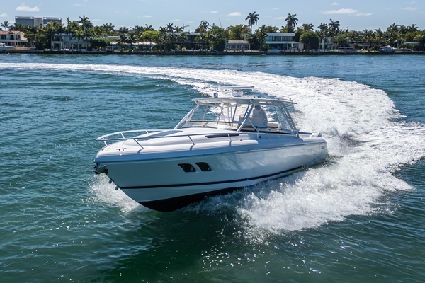 2014 Intrepid 40