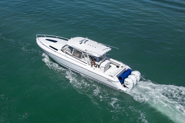 40ft Intrepid Yacht For Sale