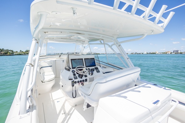 40ft Intrepid Yacht For Sale