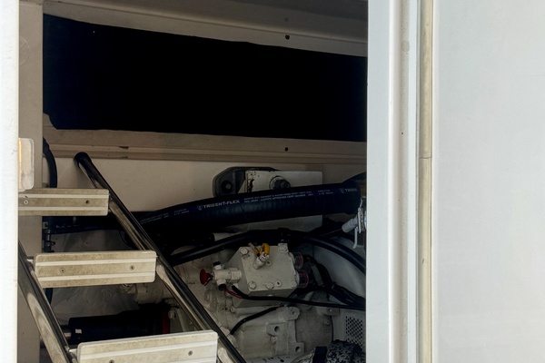 Superior Controls 45ft Riviera Yacht For Sale