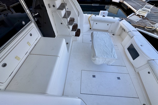 Superior Controls 45ft Riviera Yacht For Sale
