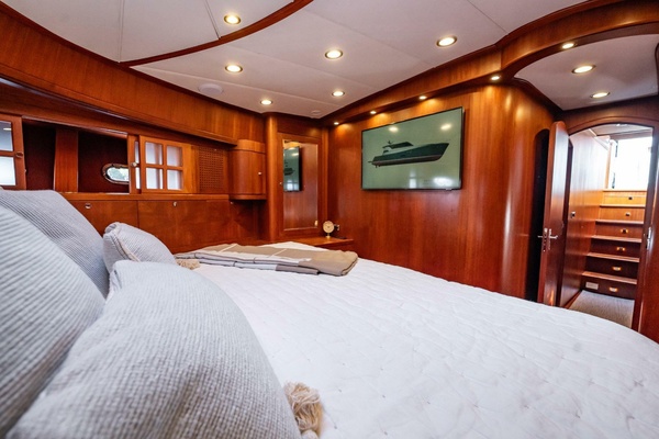 Aragosta 62ft Vicem Yacht For Sale