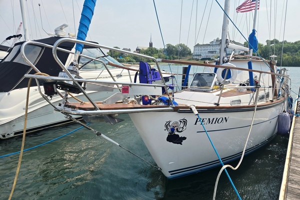 38ft Nauticat Yacht For Sale