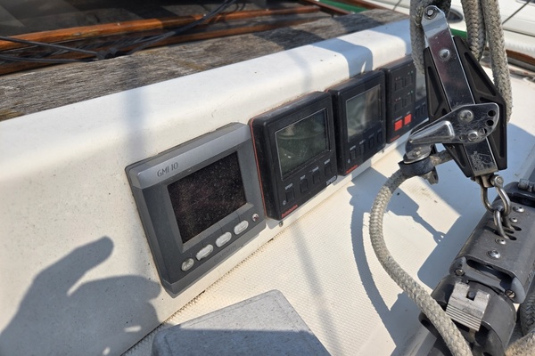 38ft Nauticat Yacht For Sale