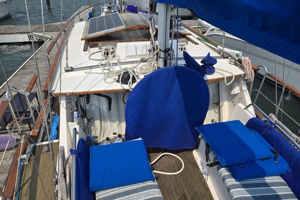 38ft Nauticat Yacht For Sale