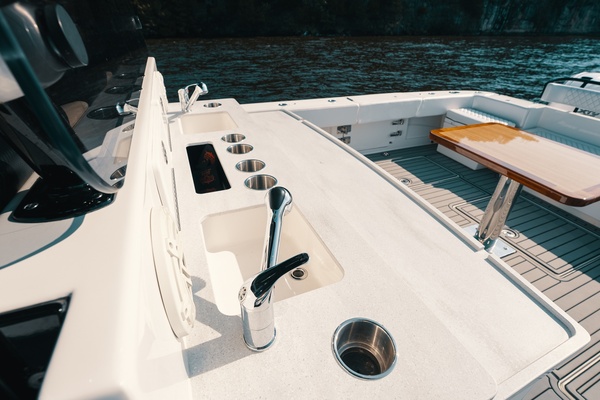 53ft HCB Yacht For Sale