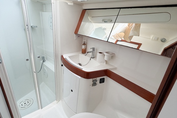 BLACKFIN 40ft Beneteau Yacht For Sale