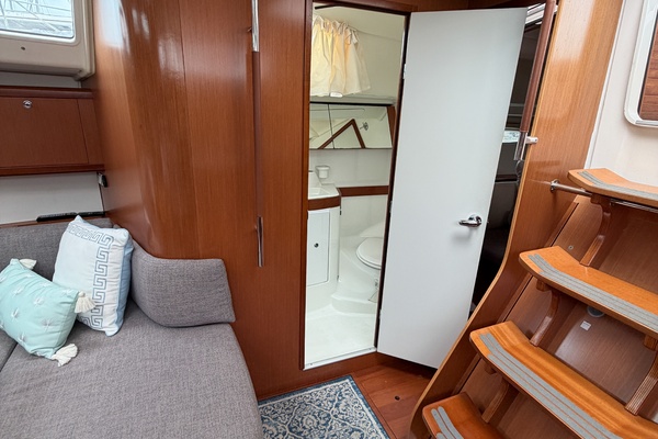 BLACKFIN 40ft Beneteau Yacht For Sale
