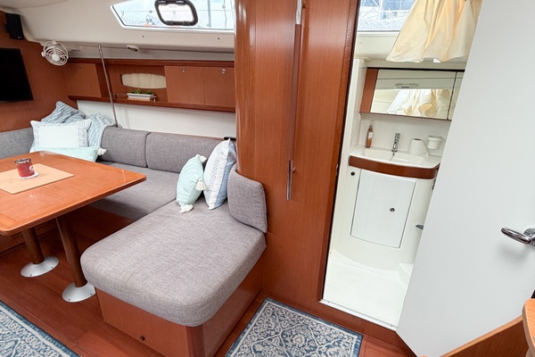 BLACKFIN 40ft Beneteau Yacht For Sale