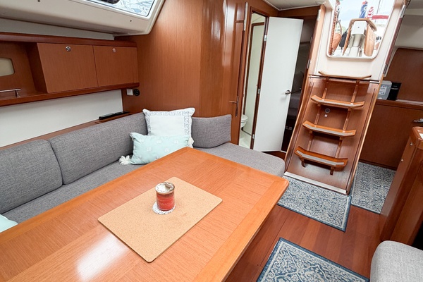 BLACKFIN 40ft Beneteau Yacht For Sale