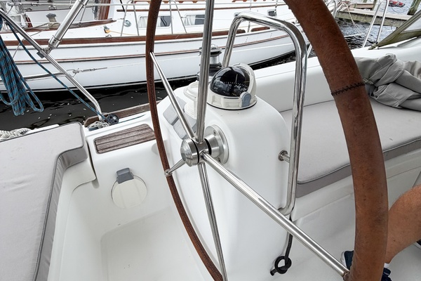 BLACKFIN 40ft Beneteau Yacht For Sale