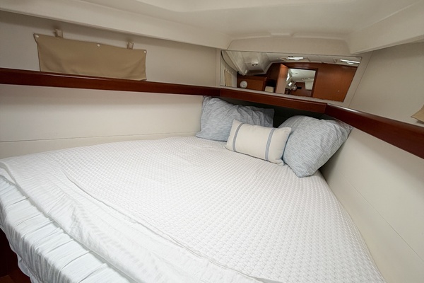 BLACKFIN 40ft Beneteau Yacht For Sale