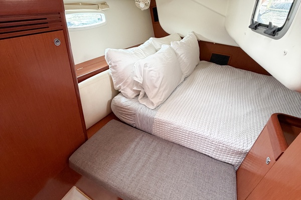 BLACKFIN 40ft Beneteau Yacht For Sale