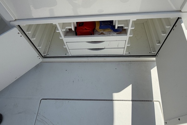 34ft Regulator Yacht For Sale