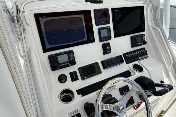 34ft Regulator Yacht For Sale