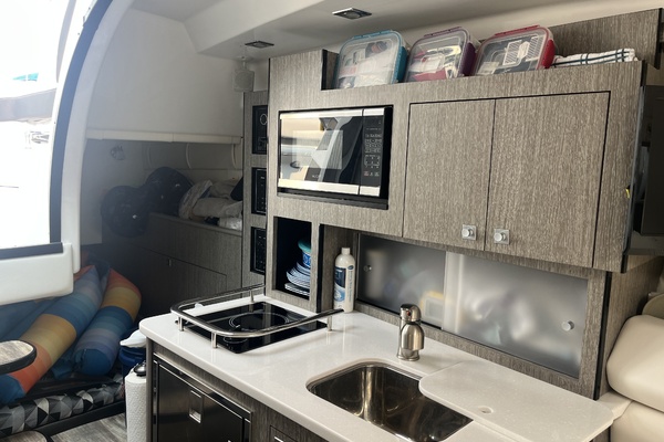 Searenity 29ft Monterey Yacht For Sale