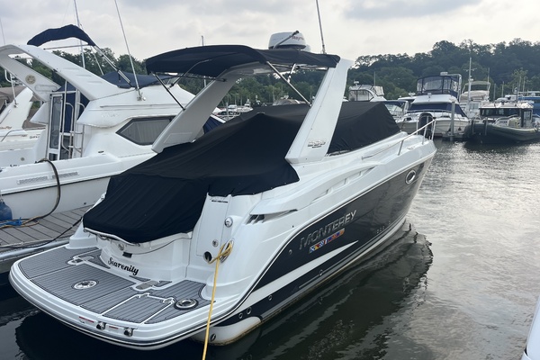 Searenity 29ft Monterey Yacht For Sale