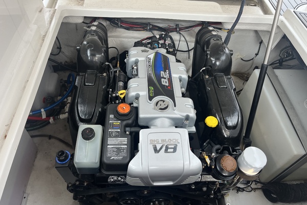 Searenity 29ft Monterey Yacht For Sale