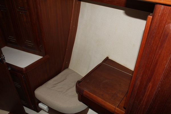 Emma Girl 43ft Hunter Yacht For Sale