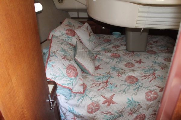 Emma Girl 43ft Hunter Yacht For Sale