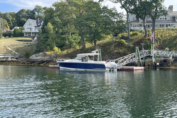 40-ft-Nimbus-2021-T11-WINDRUSH Camden Maine United States  yacht for sale
