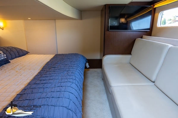 Builders Risk 42ft Regal Yacht For Sale
