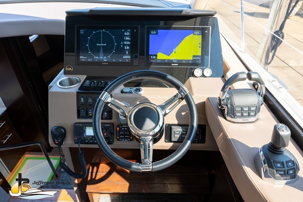 Builders Risk 42ft Regal Yacht For Sale